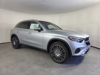 New 2026 Mercedes-Benz GLC 300 video 1