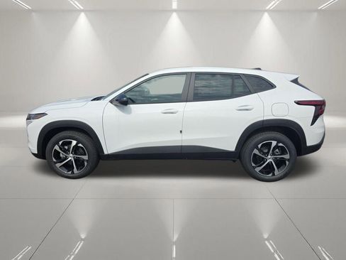 New 2026 Chevrolet Trax RS w/ Sunroof Package image 3