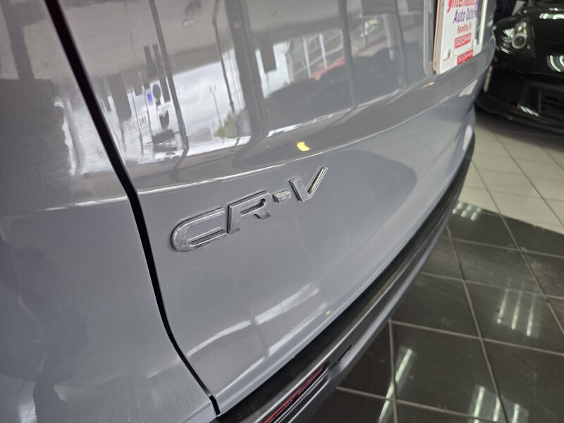 Used 2025 Honda CR-V LX image 29