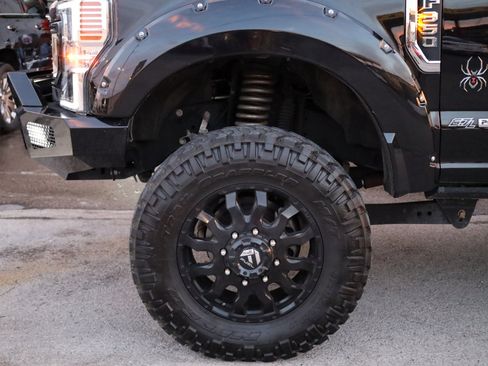 Used 2021 Ford F350 Lariat w/ Lariat Ultimate Package image 17