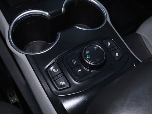 Used 2020 GMC Terrain SLT image 35