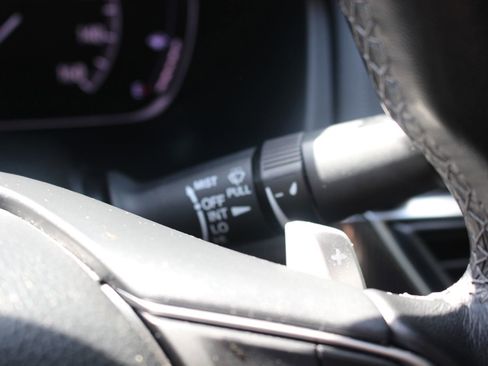 Used 2022 Honda Accord Sport image 23