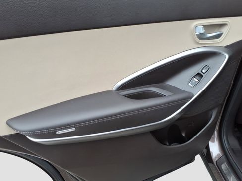 Used 2013 Hyundai Santa Fe Limited image 15