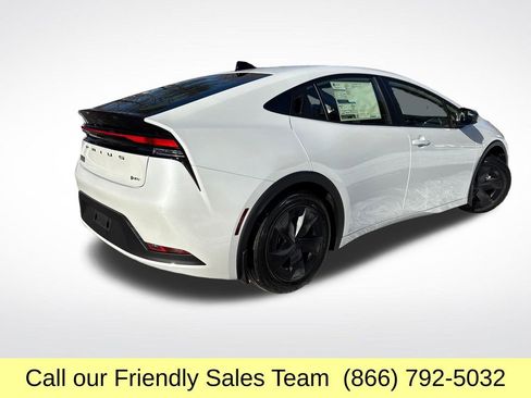 New 2026 Toyota Prius LE image 6