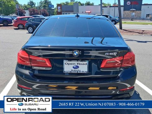 Used 2019 BMW 540i xDrive AWD/4WD image 9