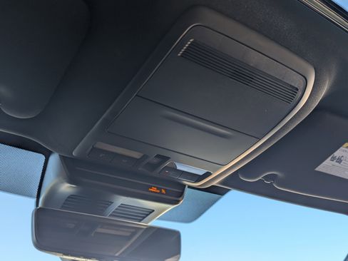 Used 2025 MAZDA CX-70 3.3 Turbo S w/ Premium Plus image 36