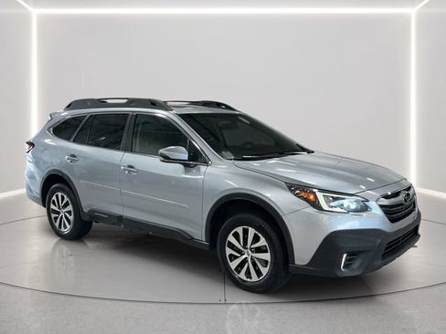 Used 2022 Subaru Outback Premium AWD/4WD image 8
