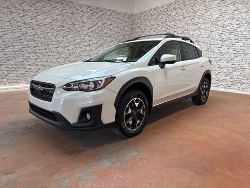 Used 2020 Subaru Crosstrek 2.0i Premium image 3