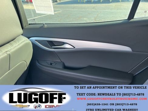 New 2025 Buick Envision Avenir image 16