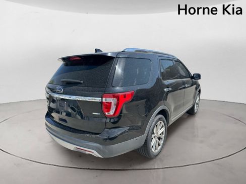 Used 2016 Ford Explorer Limited w/ Equipment Group 301A AWD/4WD image 4