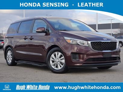 Used 2017 Kia Sedona LX w/ LX Essentials Premium Package