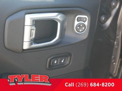 New 2026 Jeep Gladiator Sport AWD/4WD image 19