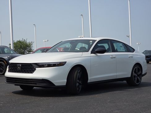New 2026 Honda Accord Sport image 15