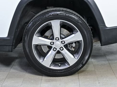 Used 2021 Jeep Grand Cherokee L Limited w/ Trailer Tow Group (B) AWD/4WD image 40