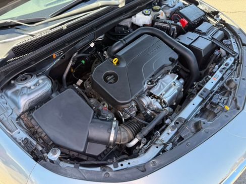 Used 2024 Chevrolet Malibu LS image 37