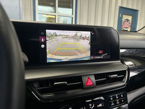 Used 2024 Kia Seltos S AWD/4WD image 19