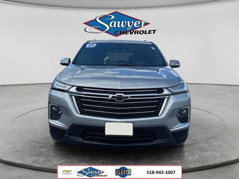 Used 2023 Chevrolet Traverse LT w/ LPO, Floor Liner Package AWD/4WD image 8