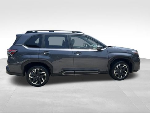 Used 2025 Subaru Forester Limited AWD/4WD image 7
