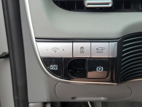 Used 2024 Hyundai Ioniq 5 SEL RWD image 15