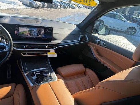 Used 2023 BMW X7 xDrive40i w/ M Sport Package image 52