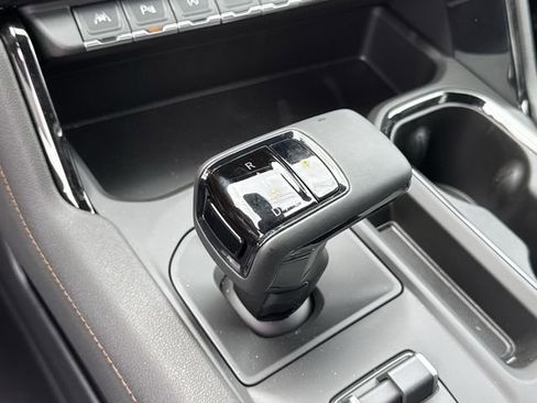 New 2026 GMC Sierra 1500 AT4 AWD/4WD image 13