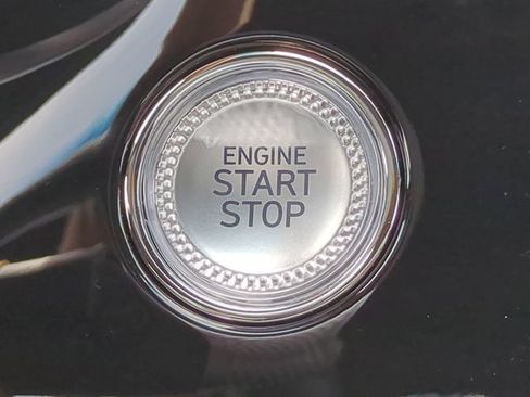 Certified 2026 Genesis G70 2.5T RWD image 26