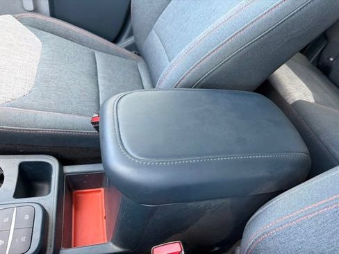 Used 2023 Ford Maverick XLT FWD image 27