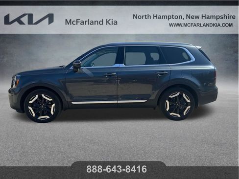 Used 2024 Kia Telluride EX AWD/4WD image 3