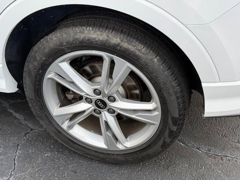 Used 2021 Audi Q3 2.0T Premium w/ Convenience Package image 8