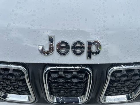 Used 2023 Jeep Compass Sport AWD/4WD image 10