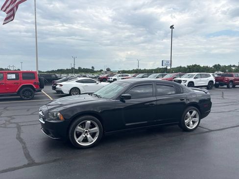 Used 2014 Dodge Charger R/T AWD/4WD image 3