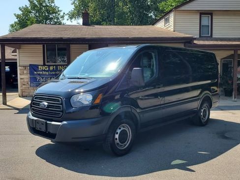 Used 2018 Ford Transit 150 130 Low Roof RWD image 2