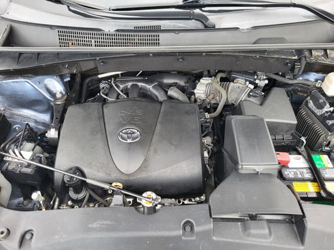 Used 2017 Toyota Highlander XLE image 23