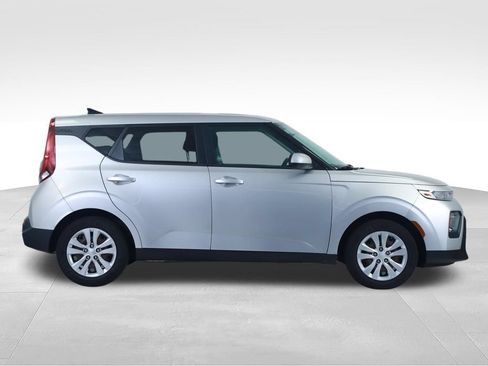 Used 2020 Kia Soul LX FWD image 13