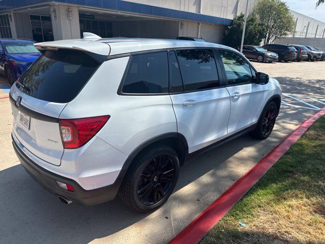 Used 2021 Honda Passport Sport image 3