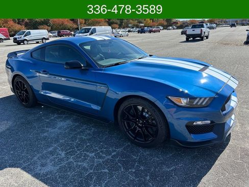 Used 2019 Ford Mustang Shelby GT350 w/ Technology Package image 7