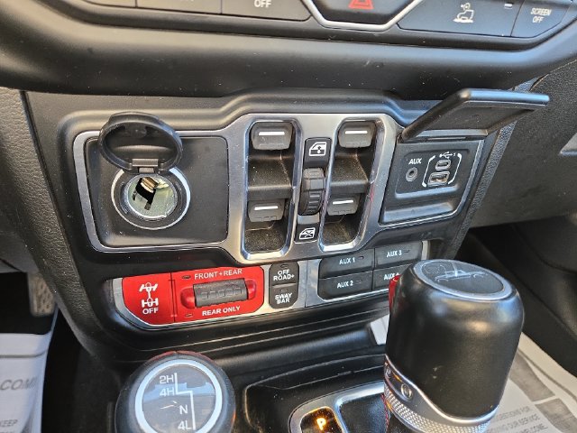 Used 2021 Jeep Gladiator Rubicon AWD/4WD image 23