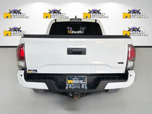 Used 2023 Toyota Tacoma TRD Off-Road w/ Technology Package image 6
