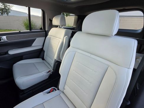 New 2026 Hyundai Santa Fe Limited image 18