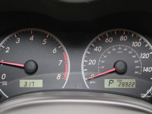 Used 2010 Toyota Corolla LE image 17