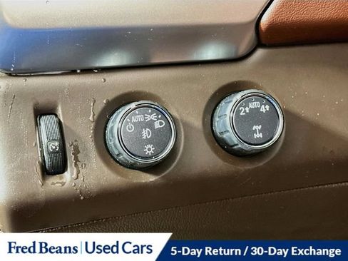 Used 2019 Chevrolet Tahoe Premier AWD/4WD image 15