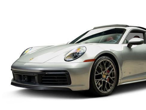 Used 2020 Porsche 911 Carrera S image 14