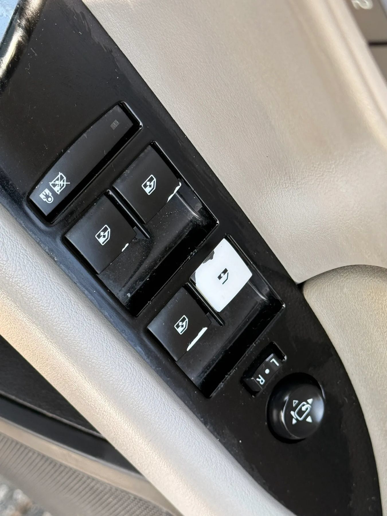 Used 2017 Cadillac XTS Luxury FWD image 23
