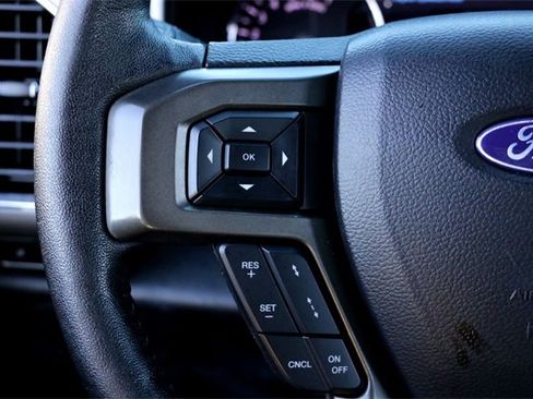 Used 2019 Ford Expedition XLT w/ Equipment Group 202A image 14