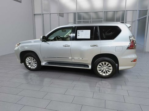 Used 2019 Lexus GX 460 Premium w/ Premium Package AWD/4WD image 6