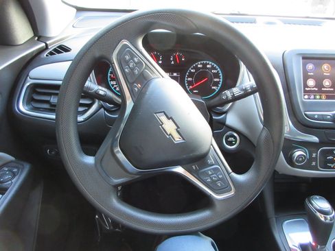 Used 2021 Chevrolet Equinox LS w/ LPO, Floor Liner Package FWD image 33