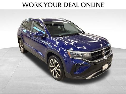 Used 2022 Volkswagen Taos SE AWD/4WD image 19