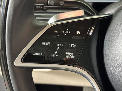 Used 2025 Mercedes-Benz GLE 350 4MATIC image 18