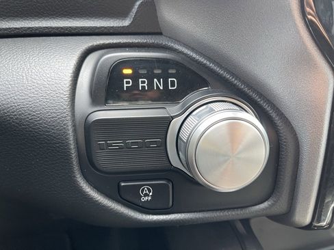 Used 2024 RAM 1500 Laramie image 13