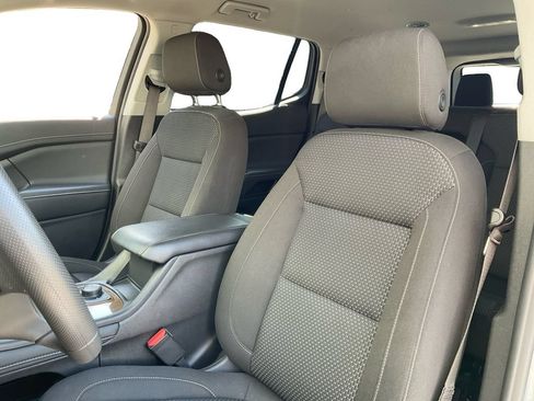 Used 2023 GMC Acadia SLE w/ Elevation Edition FWD image 27